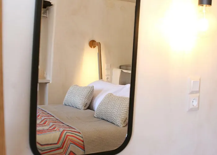 Esperia Luxury Suites